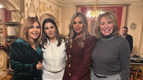 إلهام شاهين تستقبل ماجدة الرومي في دار الأوبرا المصرية