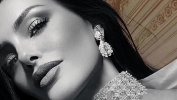 دارين حداد تخطف الأنظار بإطلالة أنيقة بالأبيض والأسود على إنستجرام