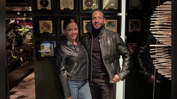 أسماء أبو اليزيد برفقة زوجها في صورة من داخل مطعم خلال أحدث ظهور لها