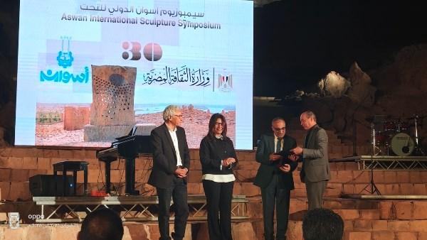 منحوتات سيمبوزيوم أسوان الدولي للنحت على ضفاف النيل بعد 30 عامًا من الانطلاق