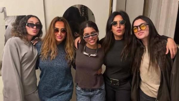 ابنة شيرين عبدالوهاب مع زينة وشقيقتها خلال جلسة عائلية وسط اهتمام جماهيري واسع