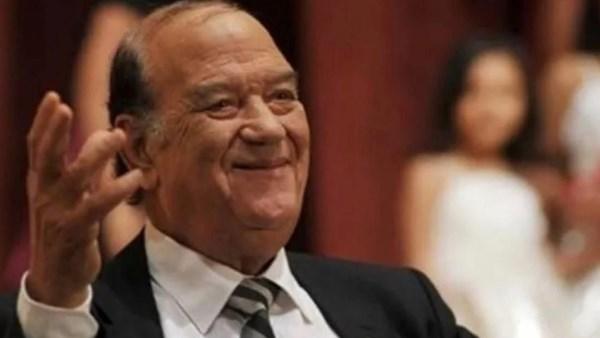 محمد علي رزق يشارك صورة للفنان الراحل حسن حسني معبّرًا عن افتقاده له