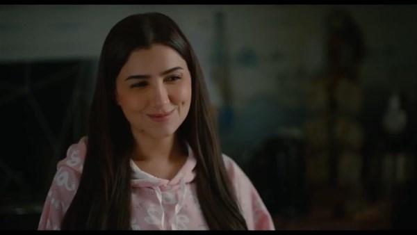 مشهد من الحلقة الرابعة لمسلسل الست موناليزا يظهر مي عمر داخل المستشفى بعد تعرضها للضرب