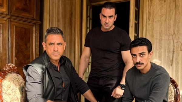 الفنان هشام حسين في كواليس مسلسلي رأس الأفعى وإفراج خلال موسم رمضان 2026