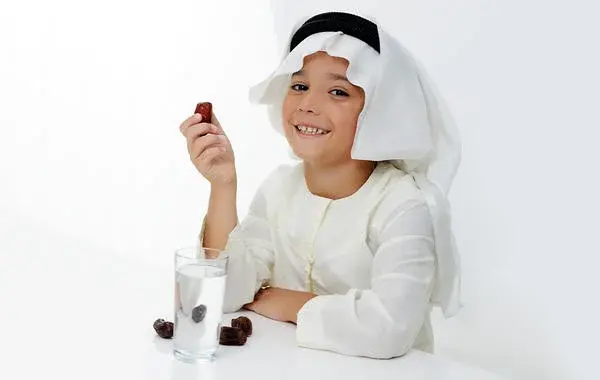تغذية الأطفال خلال أول سنة صيام في رمضان