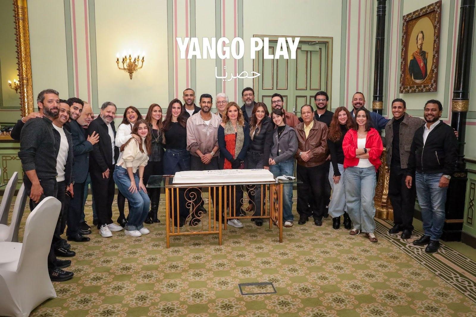 يسرا ومحمد سامي من كواليس تصوير مسلسل قلب شمس