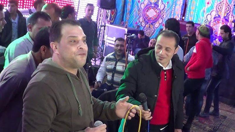 تشييع جثمان الفنان طارق شحته في شرم الشيخ وسط حضور الزملاء وأفراد العائلة