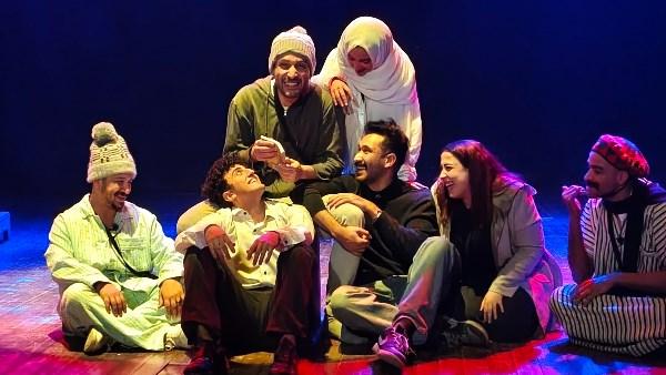 مسرح نهاد صليحة يقدم العرض المسرحي «لسه فاكر» مع تفاعل الجمهور