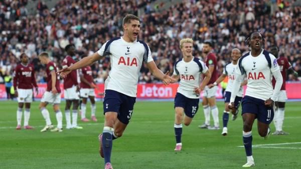 لقطة من مباراة توتنهام وبيرنلي في الدوري الإنجليزي