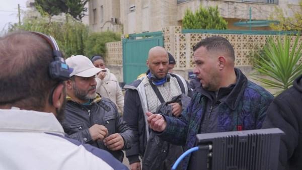 “مشهد من تصوير حلقة تحويلة ضمن مشروع ناس الأردني — تجربة درامية جديدة من إنتاج التلفزيون الأردني.”