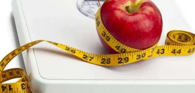 استشاري تغذية يشرح أن الرجيم الحقيقي لا يحتاج حرمانًا وأن توازن العناصر يمنع ارتداد الوزن