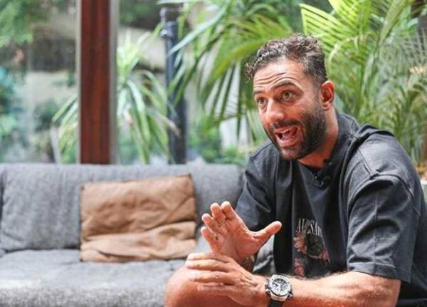  أحمد حسام ميدو مع الحكم محمود البنا