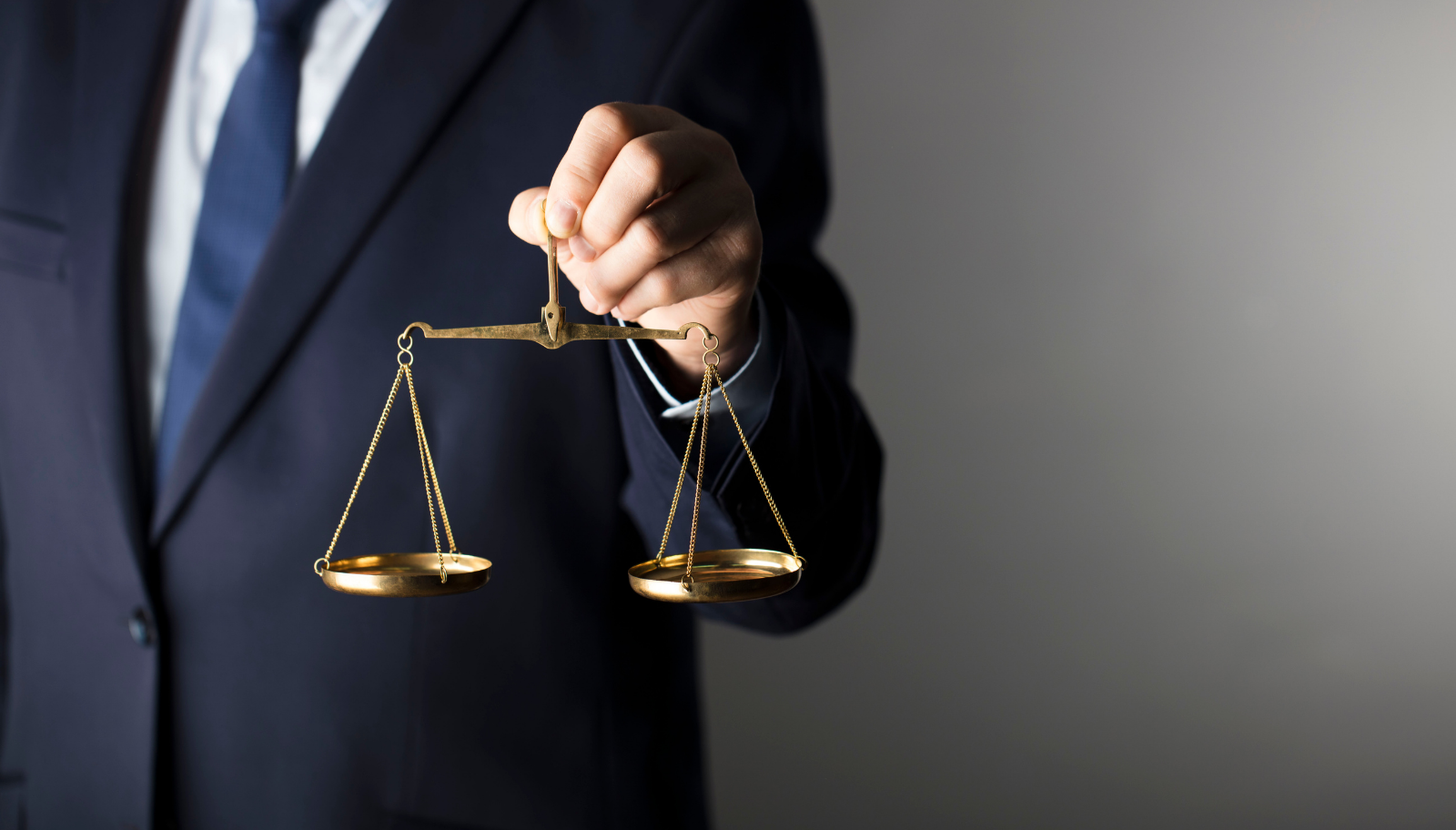 مكتب عصام عمر