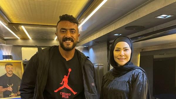 ألفت عمر مع أحمد العوضي في كواليس مسلسل «على كلاي» رمضان 2026