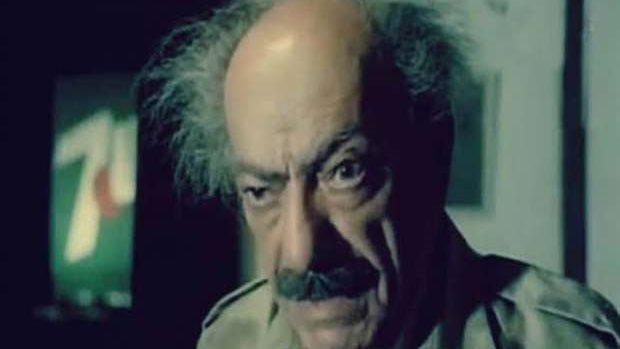 الفنان الراحل محمود السباع في أحد أدوار الشر السينمائية
