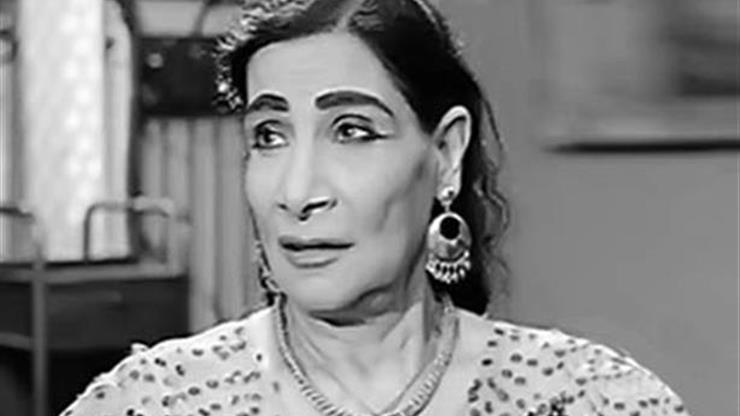 الفنانة ماري منيب في أحد أدوار الحماة الشهيرة بالسينما المصرية