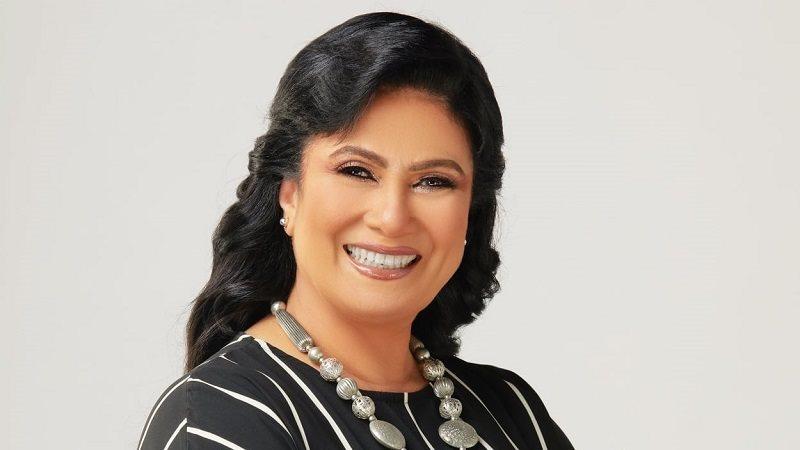 الفنانة سلوى عثمان في أحد مشاهد مسلسل «أب ولكن» بدور والدة محمد فراج.