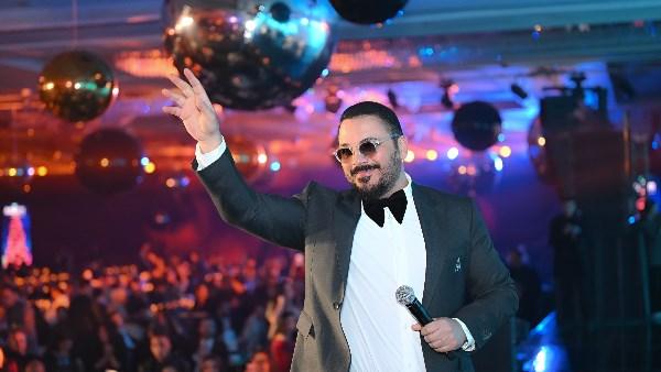 رامي عياش يشعل حفلة رأس السنة بالقاهرة الجديدة أمام جمهور تجاوز الطاقة الاستيعابية