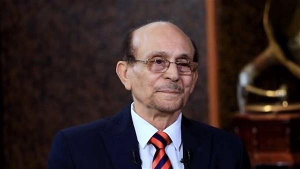 الفنان محمد صبحي داخل المستشفى بعد وعكة صحية مفاجئة