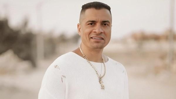 حسن شاكوش يعلن مسابقة لحفل زفاف مجاني عبر فيسبوك ويشترط فيديو على أغنية "الباشا باشا".