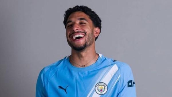 عمر مرموش يحتفل بتسجيل هدف مانشستر سيتي في شباك وولفرهامبتون بالدوري الإنجليزي 2026