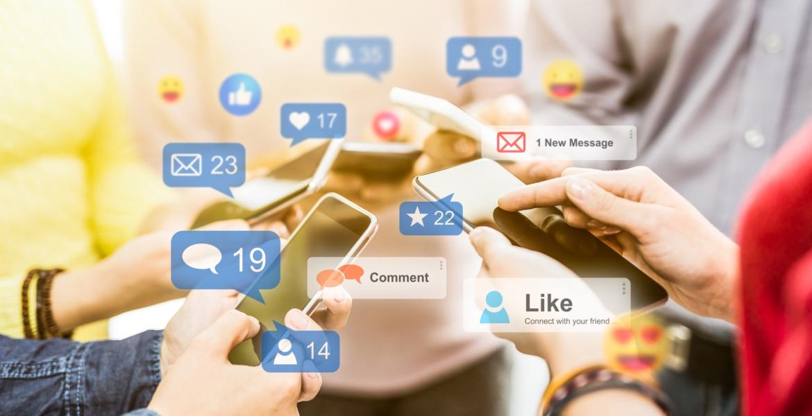 طبيب قلب يحذر من الاعتماد على وسائل التواصل للحصول على النصائح الطبية