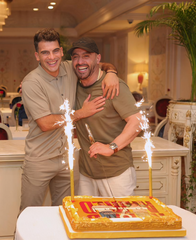 أحمد السقا وزيزو في احتفال عرض فيلم أحمد وأحمد في دبي