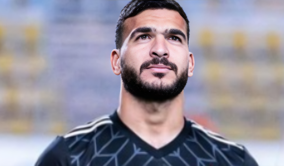 اللاعب الفلسطيني حامد حمدان بقميص بتروجت وسط مفاوضات مع نادي الزمالك.