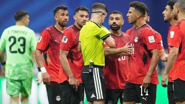 جرانيت تشاكا قائد منتخب سويسرا خلال منافسات كأس العالم 2026 قبل مواجهة الأرجنتين.