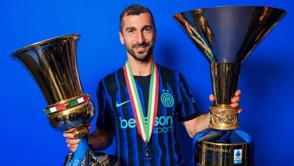 هنريك مخيتاريان لاعب إنتر ميلان خلال مباراة في الدوري الإيطالي بعد تجديد عقده حتى 2027.