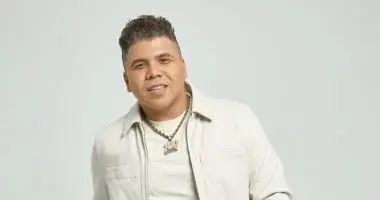 عمر كمال
