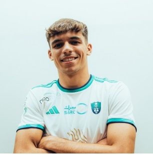 جابري فيجا لاعب بورتو خلال مؤتمر صحفي.