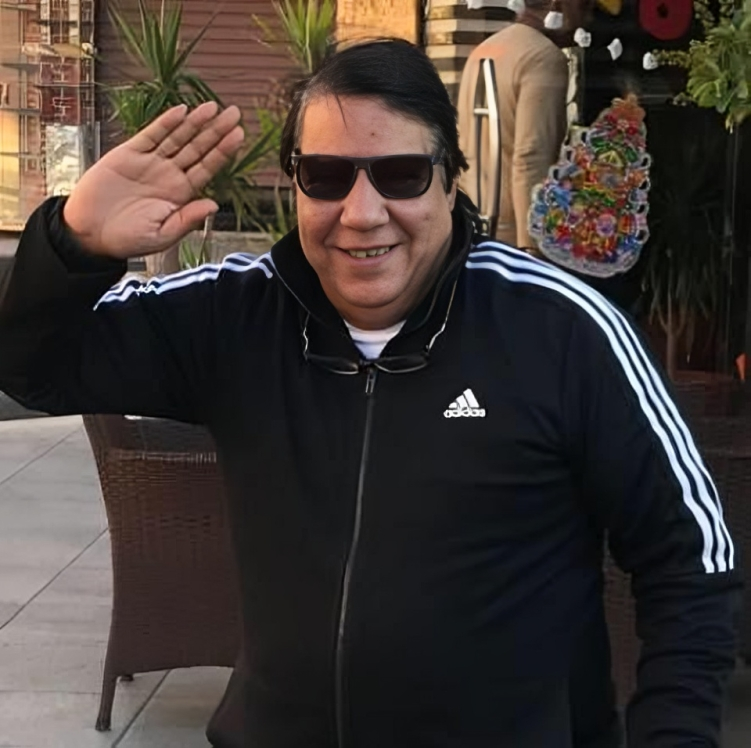 الفنان حسين مملوك بعد تعافيه من أزمته الصحية وعودته للفن