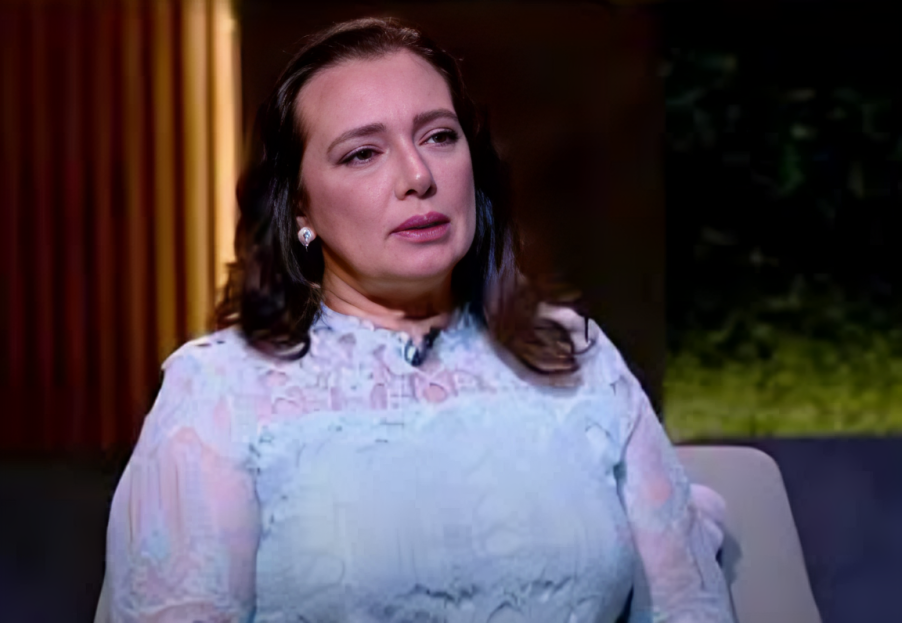 الفنانة عزة بهاء في إحدى إطلالاتها الفنية