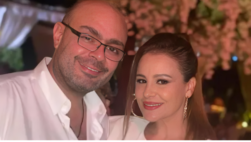 كارول سماحة مع زوجها الراحل وليد مصطفى وابنتهما