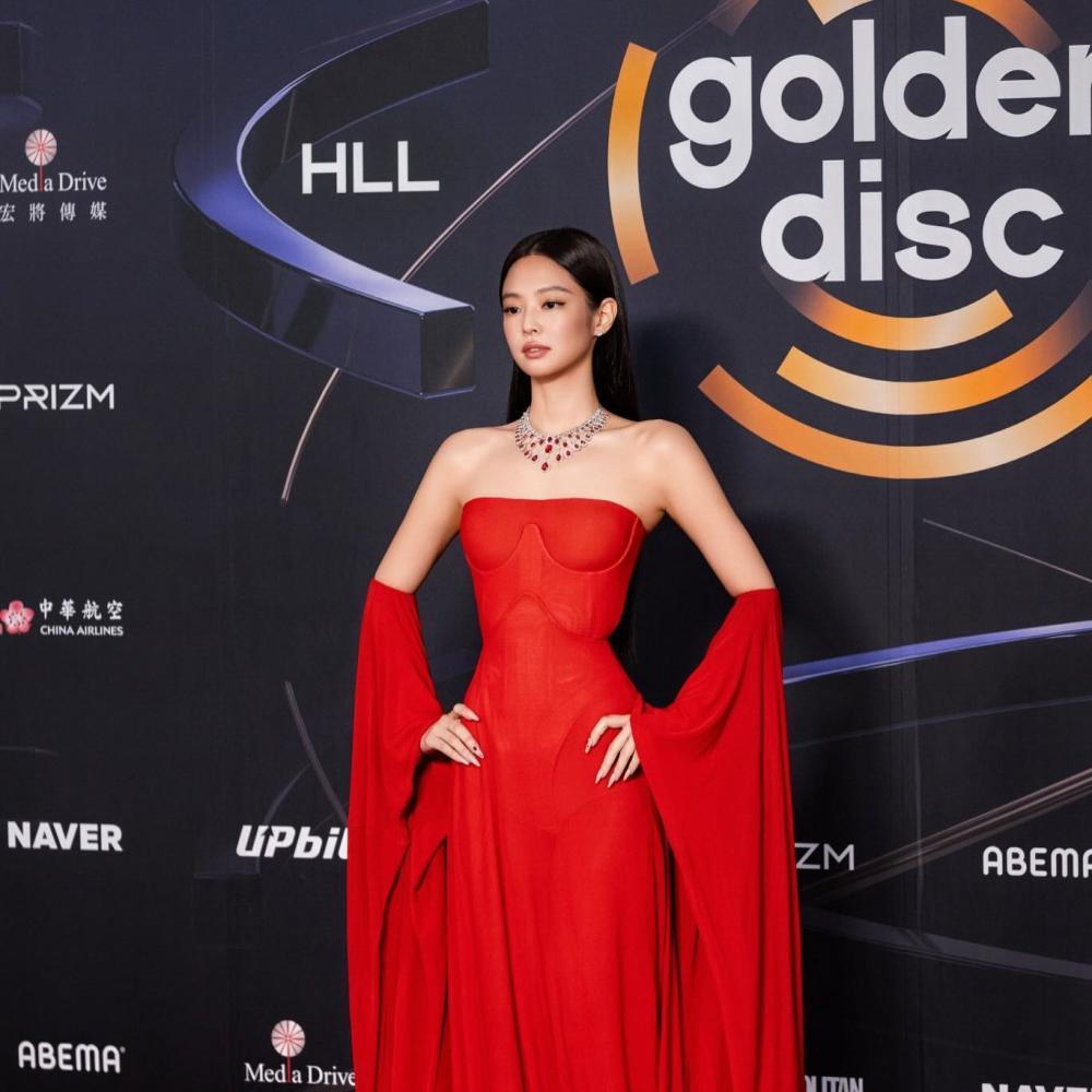 Jennie Dracula Remix Billboard 2026