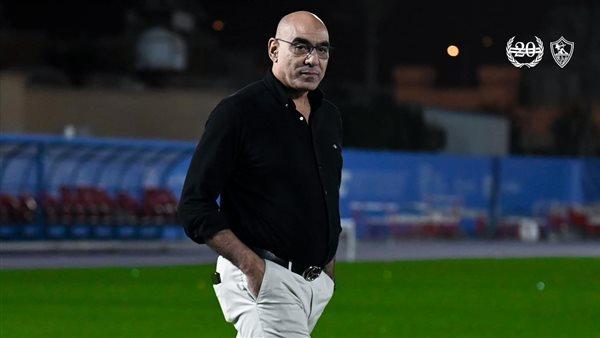 اجتماع داخل نادي الزمالك لحسم مستقبل معتمد جمال مع الجهاز الفني بقيادة جون إدوارد.