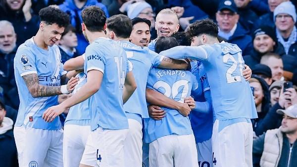 ماتيس ديتوربيت لاعب تروا السابق بعد انتقاله إلى مانشستر سيتي وخطط إعارته إلى موناكو