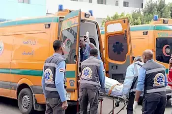 عربية الاسعاف لاصابة 20 شخصًا