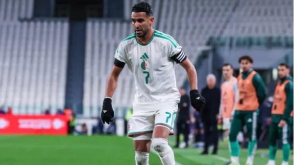 لاعبو الأردن والجزائر خلال الاستعداد للمواجهة الحاسمة في كأس العالم 2026 ضمن منافسات المجموعة العاشرة