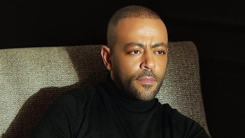 تامر عاشور
