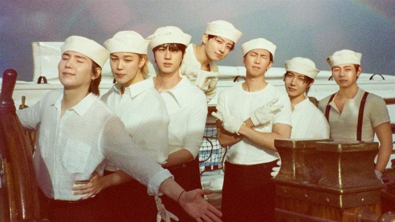 BTS ARIRANG album cover or promotional image