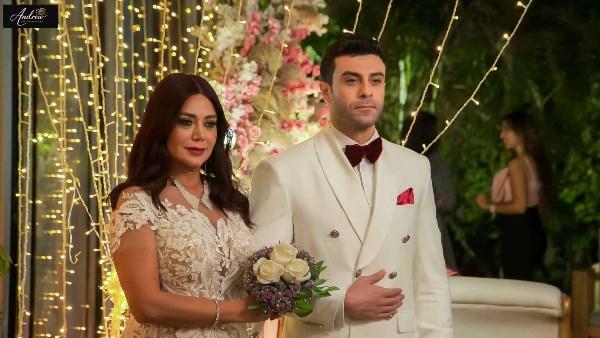 مهند حسني ورانيا يوسف في مشهد زواج درامي من مسلسل روج أسود