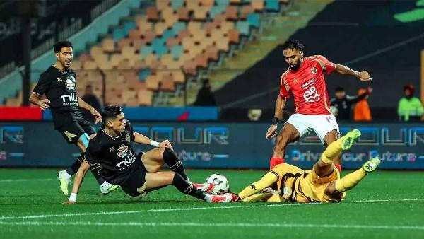 لاعبو الأهلي والزمالك قبل انطلاق المرحلة الحاسمة