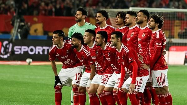 طواقم تحكيم مباراتي الأهلي وطلائع الجيش وبيراميدز والبنك الأهلي في الدوري المصري 