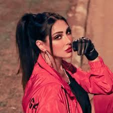 الفنانة سامية الطرابلسي تعلن وفاة والدها عبر منشور مؤثر على فيسبوك – خبر حزين يثير تفاعل الجمهور