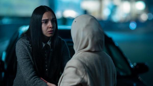 سلمى أبو ضيف في مسلسل عرض وطلب الحلقة 3 تنقذ والدتها وتفقد ابنها