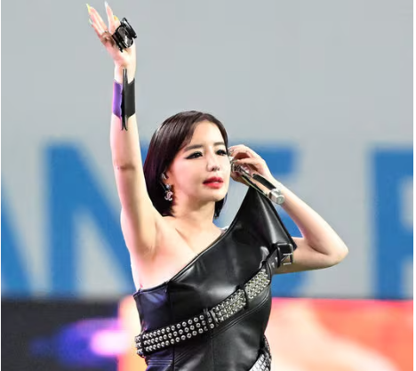 بارك بوم تنشر منشورًا مثيرًا للجدل حول قضية أديرال قبل حذفه