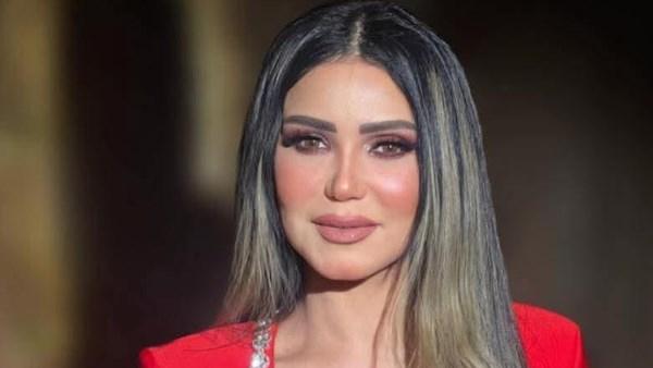 إيناس عز الدين مع والدتها في عيد الأم