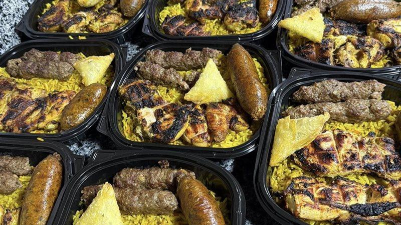 وليمة شكر بعد الشفاء من المرض ومشاركة الطعام مع الآخرين